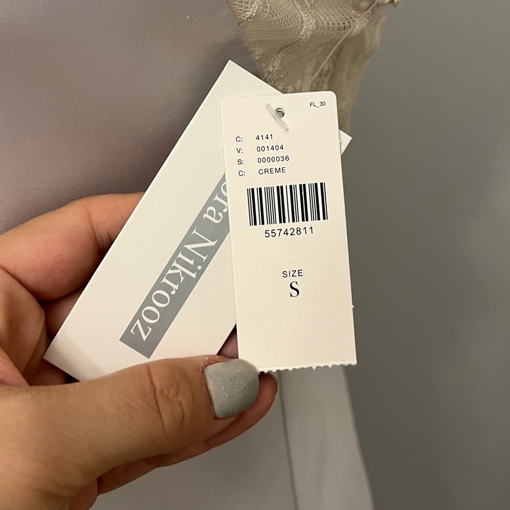 Anthropologie Flora Nikrooz Pale Silver Lace Trim Camisole NWT Small - Picture 2 of 8